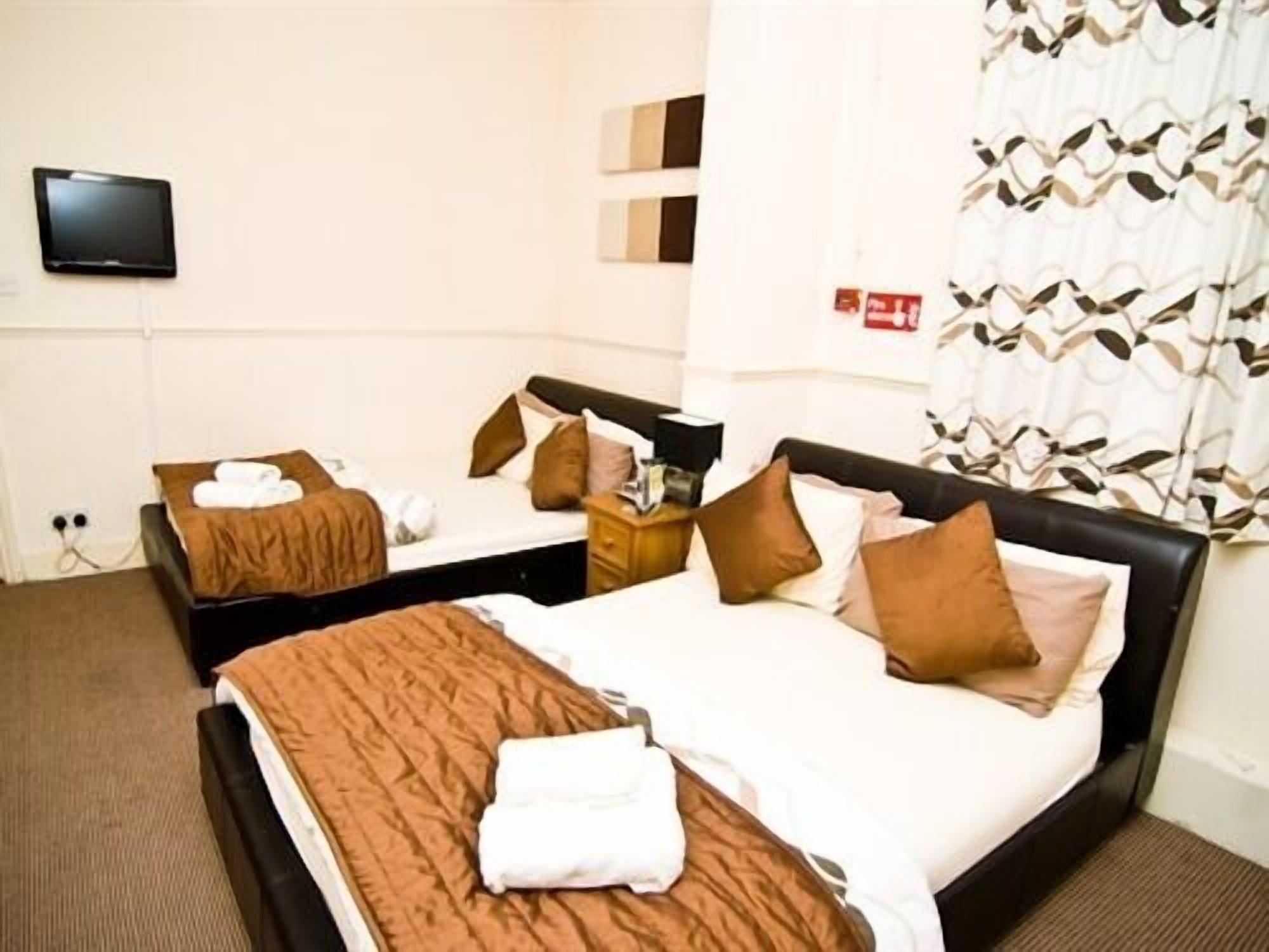 Skylark Guest House Hounslow Exterior foto